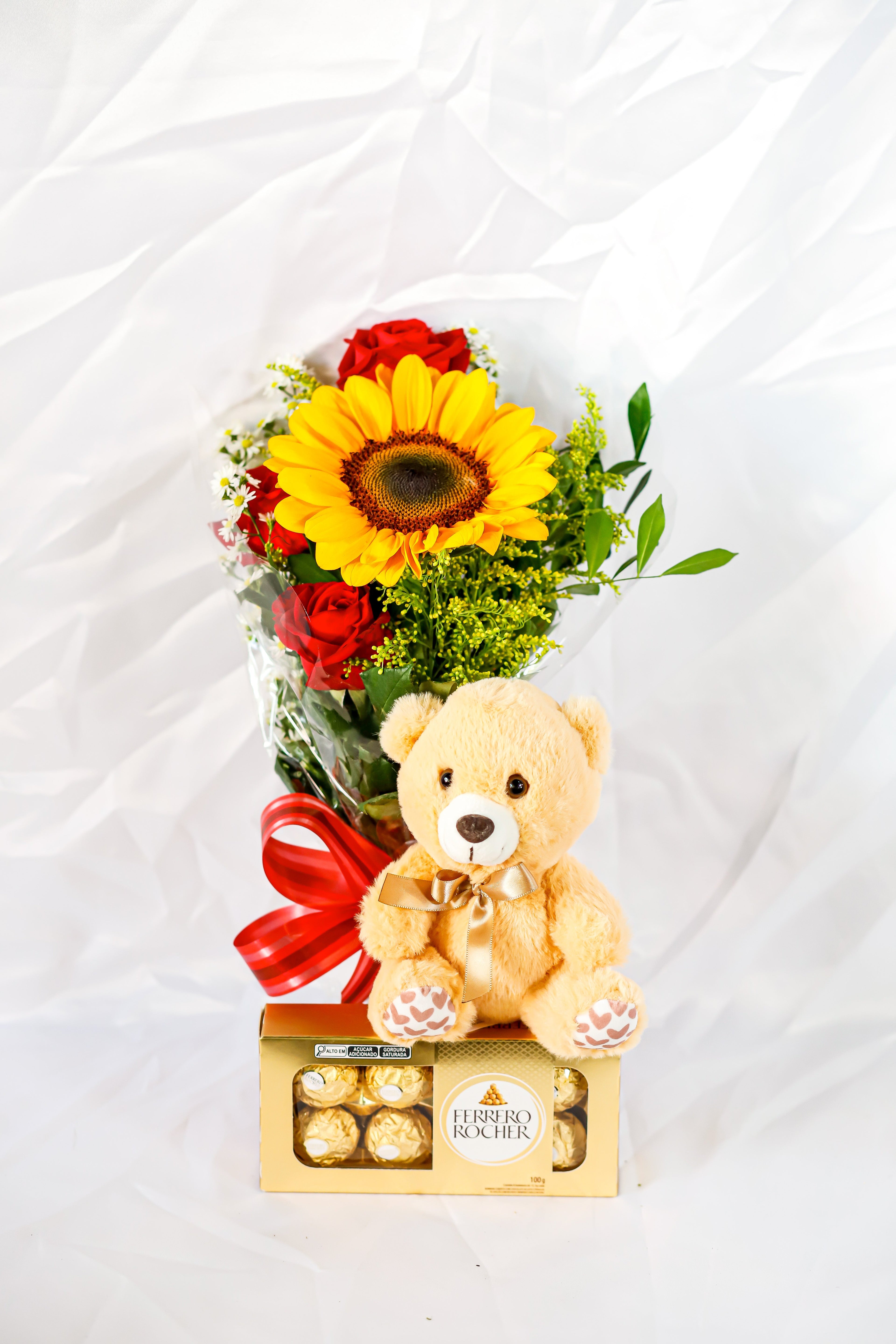 girassol, chocolate e pélucia