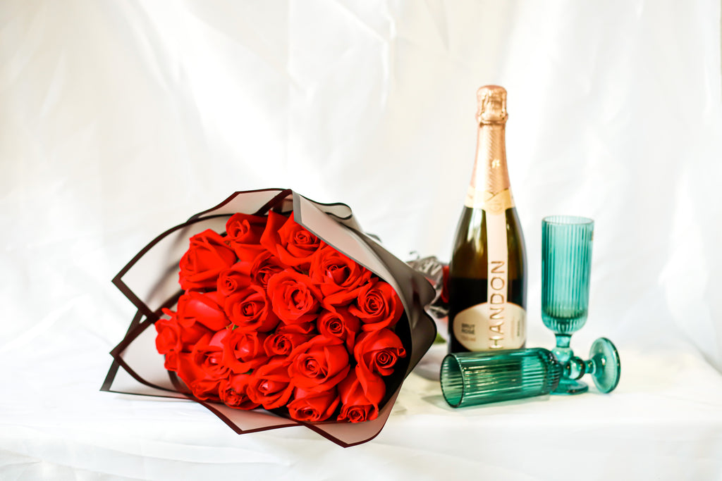 Buquê , chandon e taças