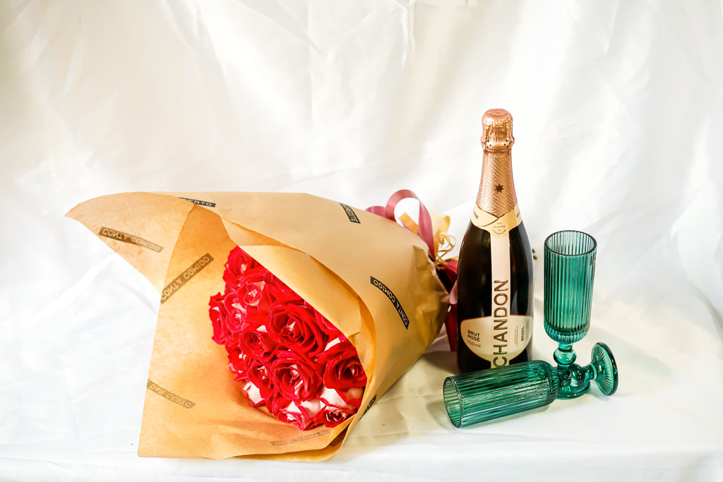 Buquê nicole , chandon e taças