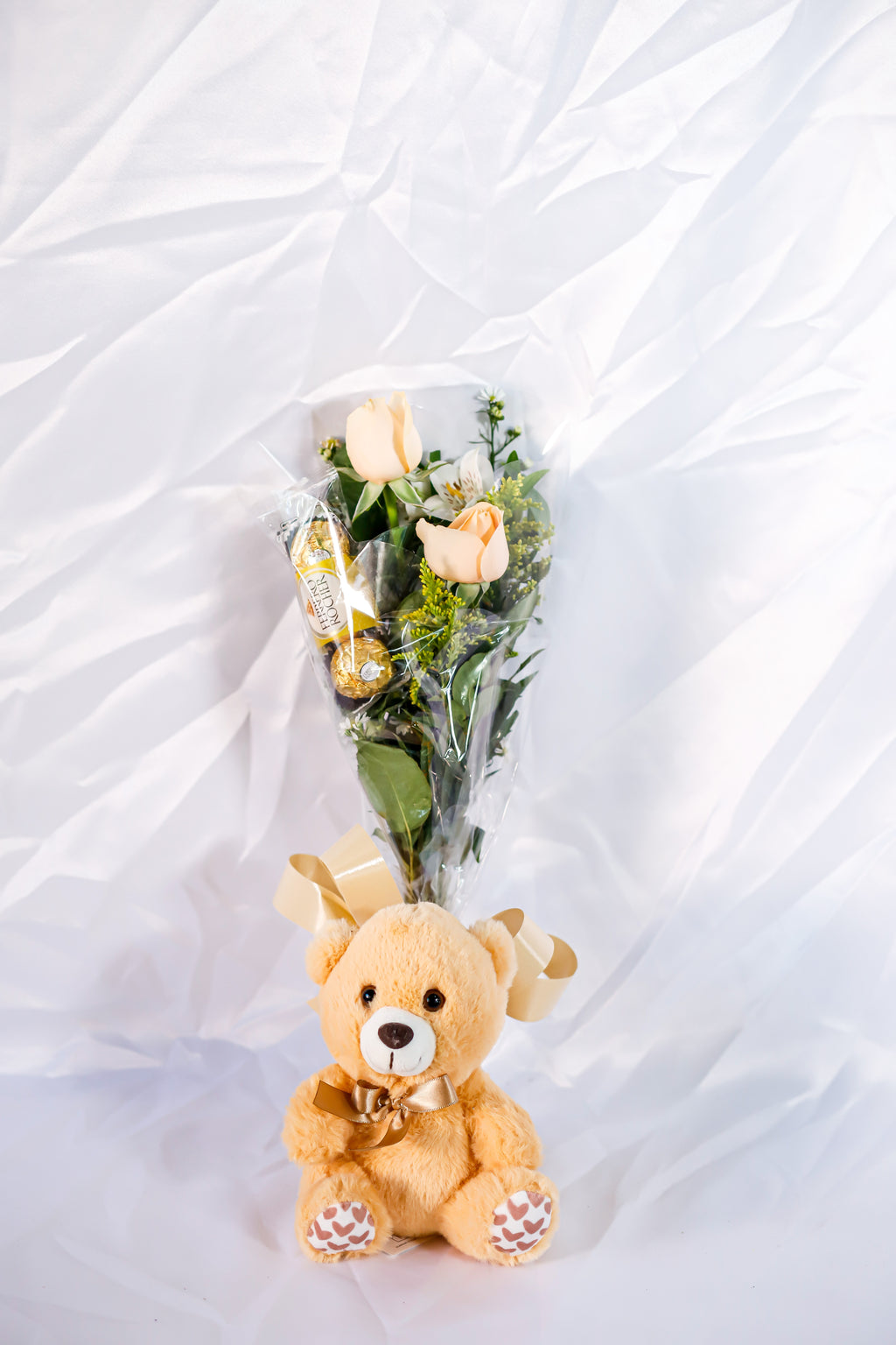 2 rosas decorada , urso