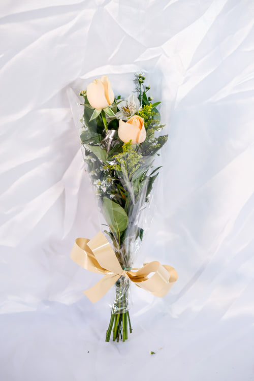 2 rosas decoradas